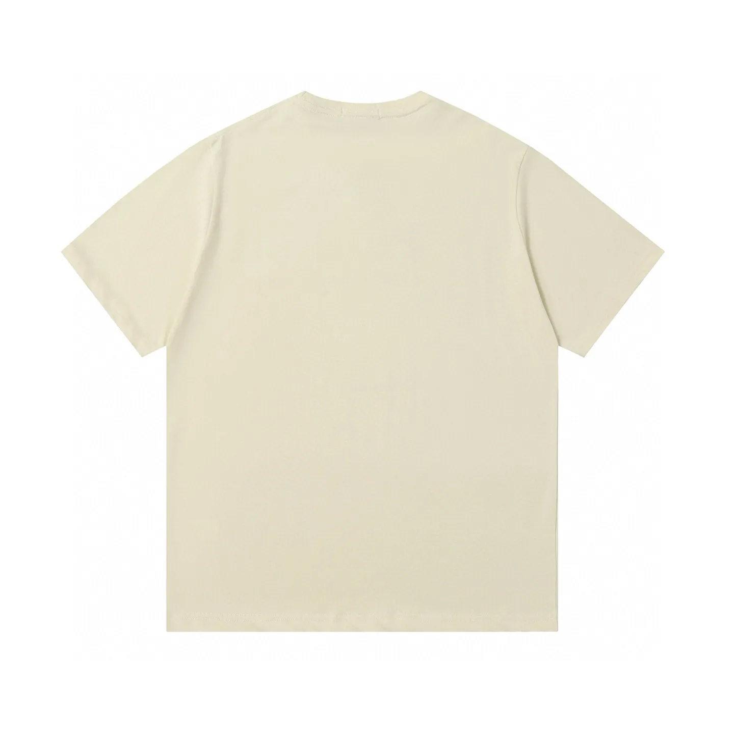 P126 Style number: 508 Ralph Lauren/Ralph Lauren 25ss new summer 3D silicone Polo embossed round neck T-shirt. The main logo on the neck has a QR code mark, which can be scanned for verification. It uses 3D silicone three-dimensional English letter logo embossing to distinguish low-low products on the market. 32 counts, 240g hydrophilic toner, 100% cotton fabric, comfortable and soft, highly breathable, focusing on high-end cost-effectiveness, needless to say good quality. Available in a variety of colors, both boys and girls can try this genderless style, giving them a yuppie tone in no time. Immerse yourself in your leisurely style, and have your own style in retro. Natural, vivid and very French romantic feelings, perfectly integrating youthful atmosphere and trend. Color: off-white, navy blue, dark green, light green Size: S-xL S Shoulder width 44 Bust 104 Sleeve length 23 Clothing length 72 M Shoulder width 45 Bust 108 Sleeve length 24 Clothing length 74 L Shoulder width 46 Bust 112 Sleeve length 25 Clothing length 76 xL Shoulder width 47 Bust 116 Sleeve length 26 Clothing length 78